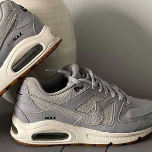 Women's Nike Air Max Command Premium Wolf Grey Sneakers Size 7.5, 718896-005